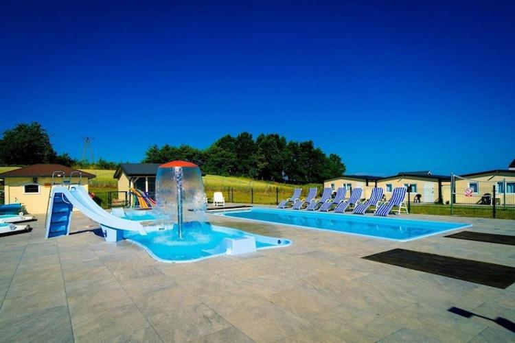 Holiday Resort, Ustronie Morskie Εξωτερικό φωτογραφία